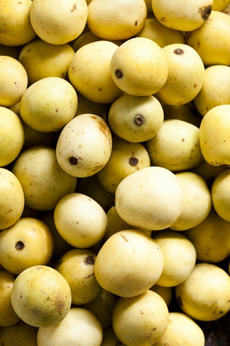 bunch of marulas
